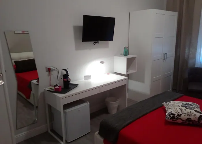 Pianeta 48 Гостевой дом 2*